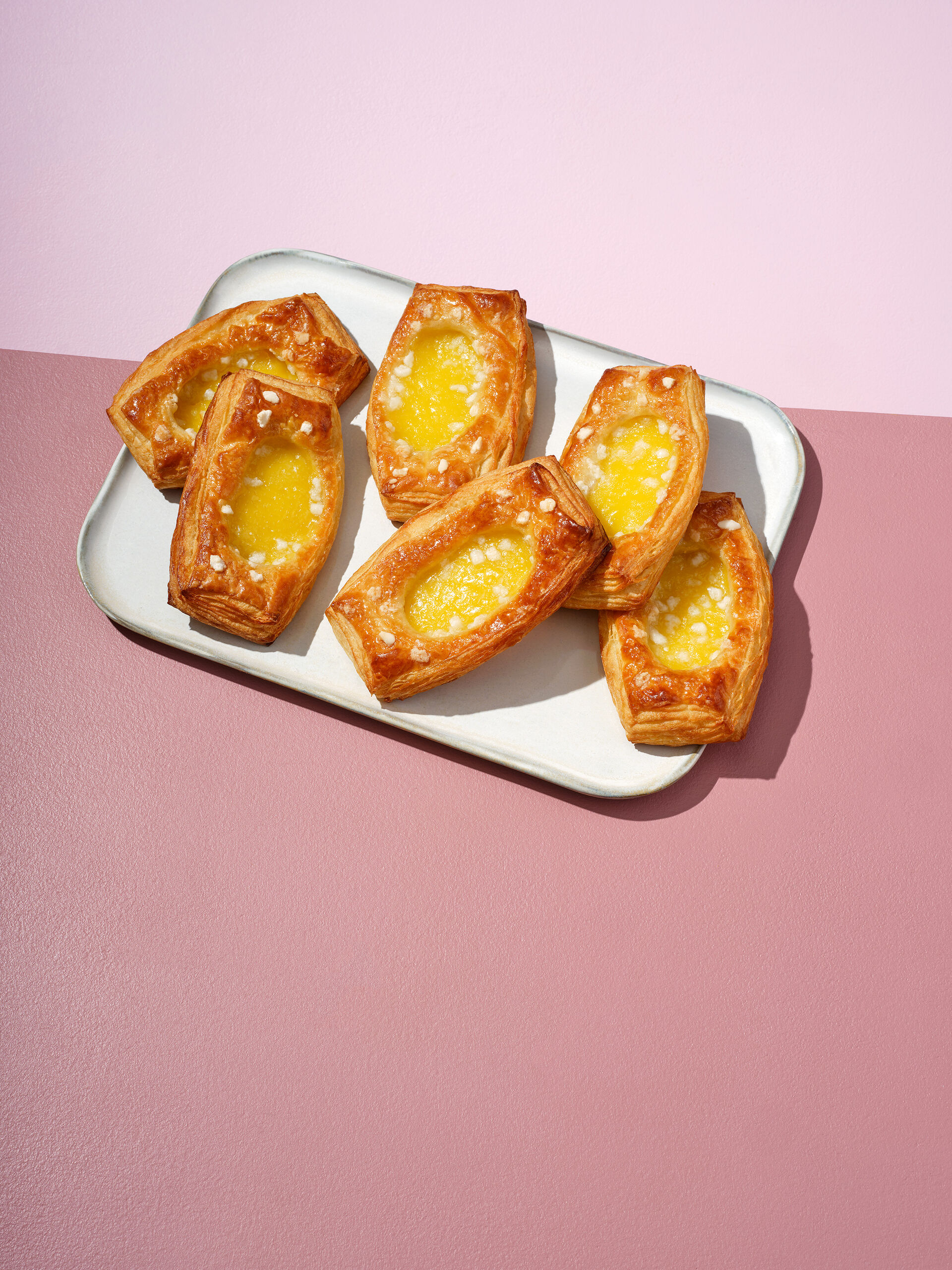 227543_LEMON-MERINGUE-SQUARE_ARTSITIEKE-SFEER_v1