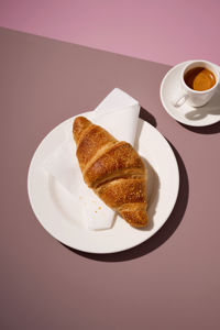 231121_225463_DELICE-VANILLA-CROISSANT-95G_ARTISTIEKE-SFEER_907_v1